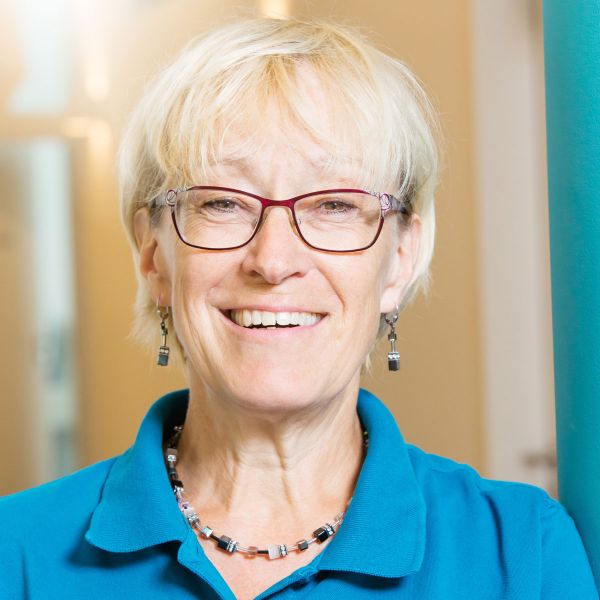 Dr. Christine Mau-Florek
